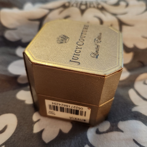 Juicy Couture snowboard charm Limited Edition 2011 - Picture 4 of 4